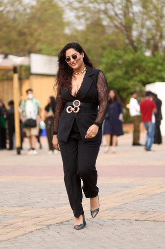 Sakshi Sindhwani in Kaya Pant Suit